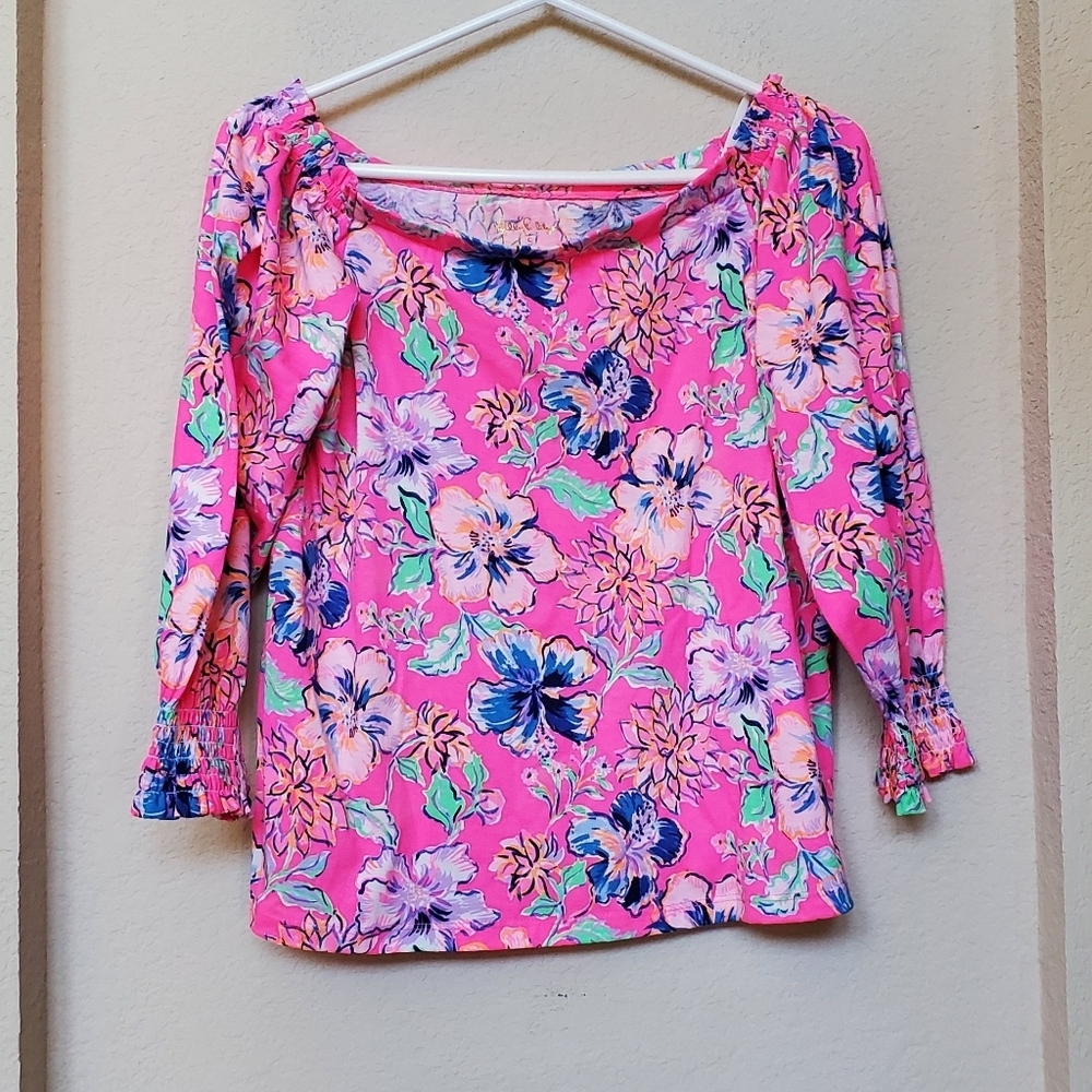 Lilly Pulitzer Leesa Off the Shoulder Top.  Size Small